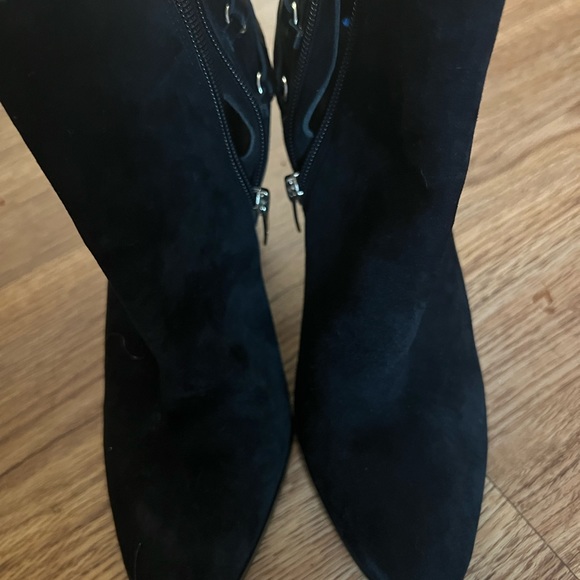 Nwob black booties fringe 6.5 dsw Marc fisher womens boots - Picture 3 of 9